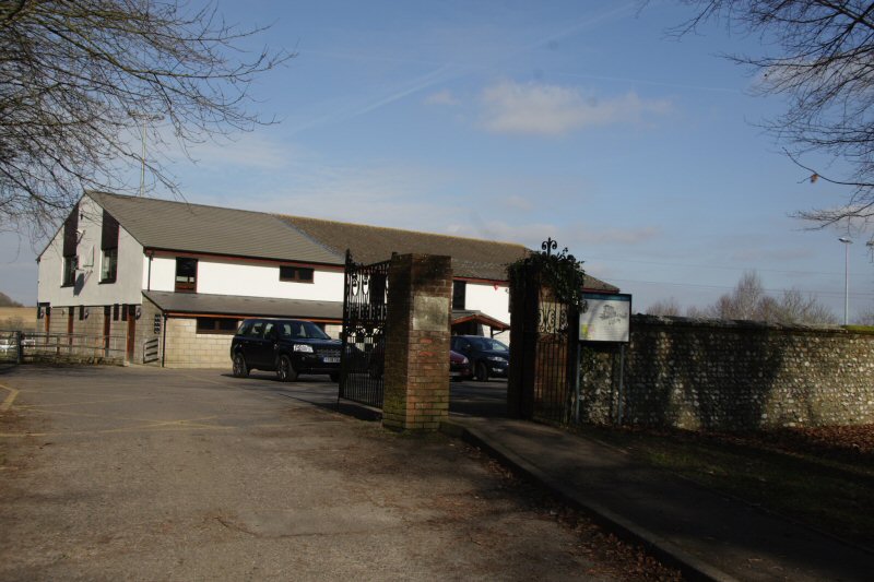Entrance to Arlebury Park